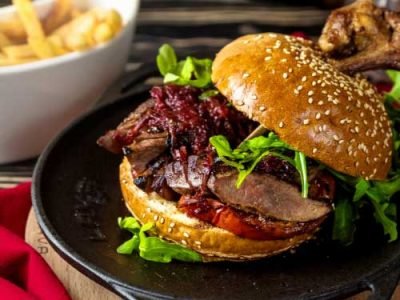 bugers-pulled-pork burger pulled pork